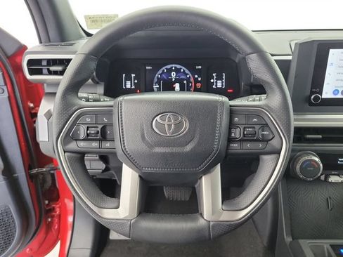 Used 2025 Toyota 4Runner SR5 RWD image 22