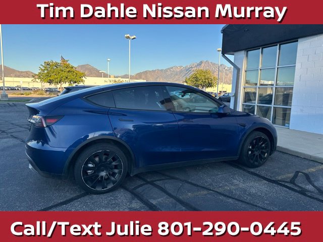 Used 2022 Tesla Model Y Long Range AWD/4WD image 17
