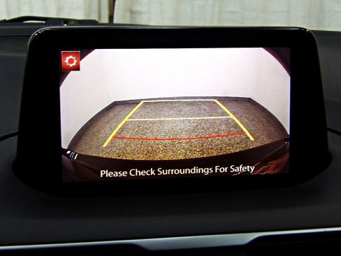 Used 2018 MAZDA MAZDA3 Touring FWD image 15