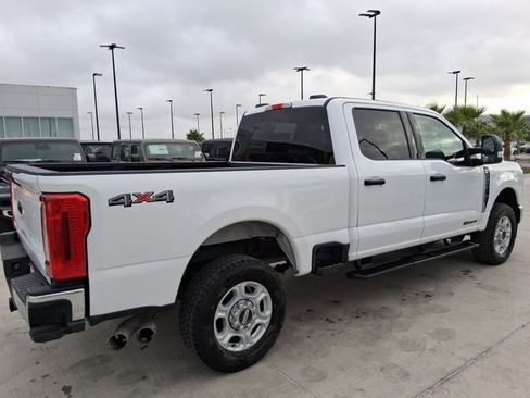 Used 2025 Ford F250 XLT AWD/4WD image 7