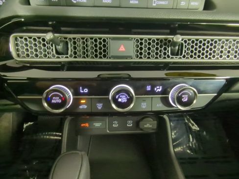 Used 2025 Honda Civic LX image 23