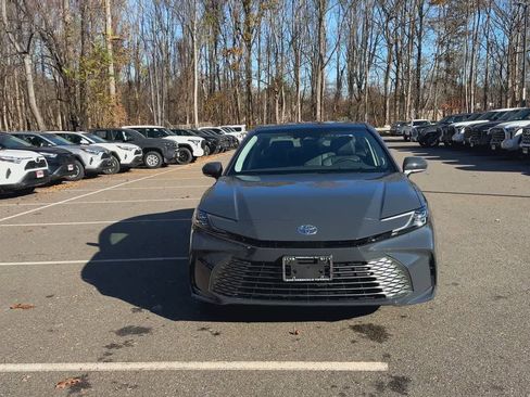 New 2026 Toyota Camry XLE w/ Premium Package image 3