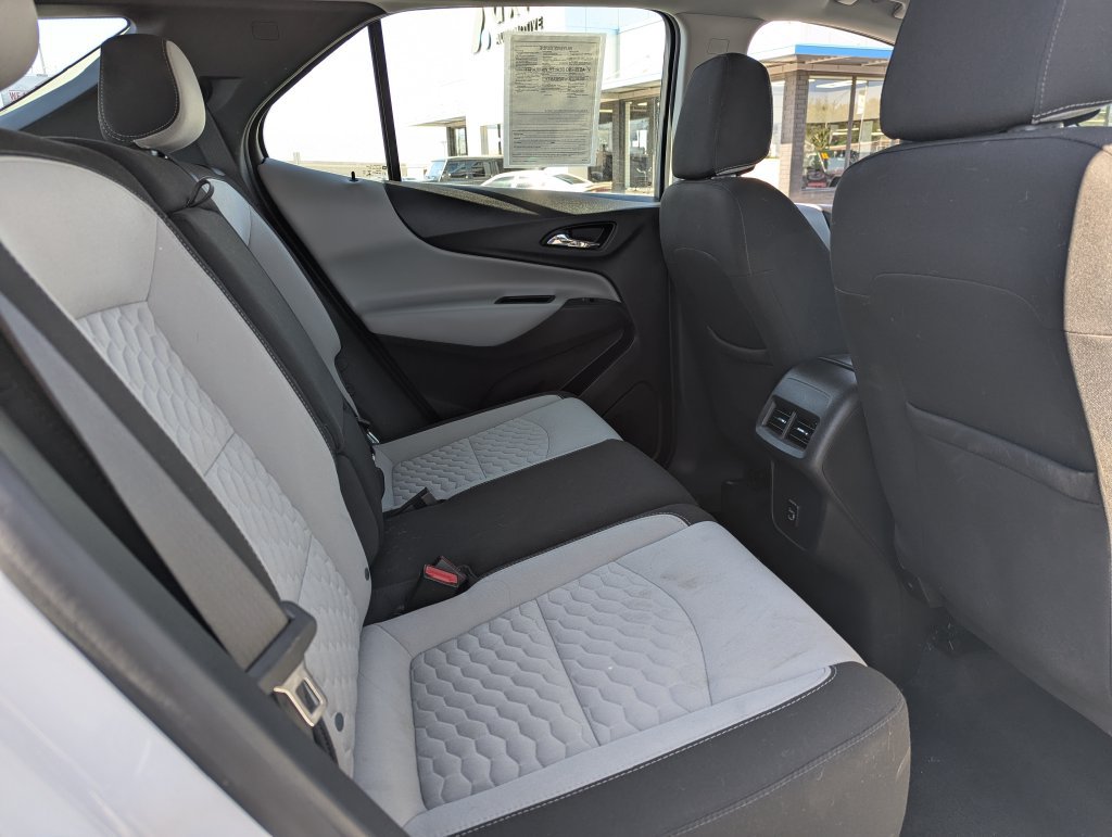 Used 2021 Chevrolet Equinox LS AWD/4WD image 29