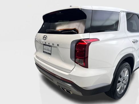 Used 2025 Hyundai Palisade SE FWD image 18