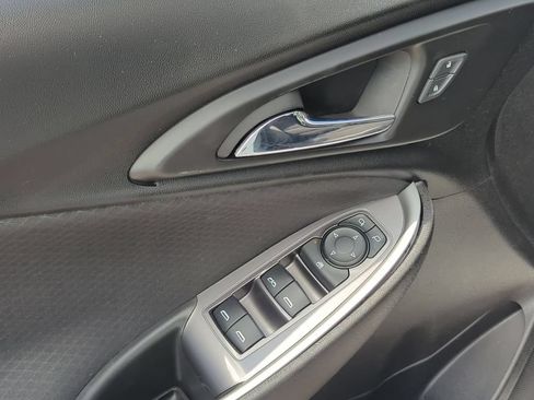Used 2023 Chevrolet Malibu LT FWD image 22