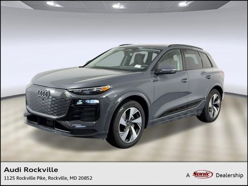 Used 2025 Audi Q6 e-tron Prestige AWD/4WD image 1