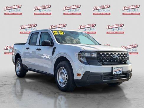 Used 2025 Ford Maverick XL w/ Equipment Group 102A AWD/4WD image 7