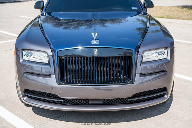 Used 2016 Rolls-Royce Wraith RWD image 98