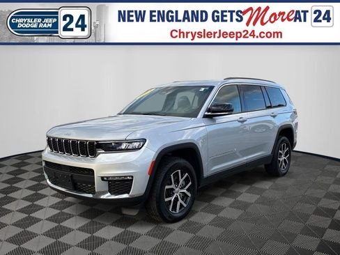 Used 2024 Jeep Grand Cherokee L Limited AWD/4WD image 1