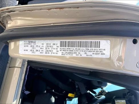 Used 2017 Jeep Wrangler Sport AWD/4WD image 17