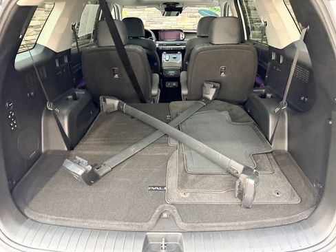 Certified 2024 Hyundai Palisade Limited AWD/4WD image 36