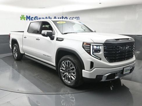 Used 2024 GMC Sierra 1500 Denali Ultimate AWD/4WD image 2