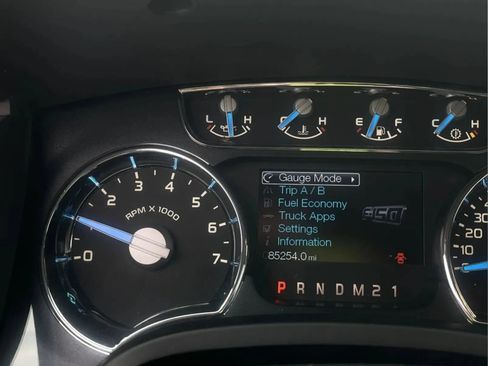 Used 2014 Ford F150 Lariat w/ Lariat Chrome Package AWD/4WD image 8