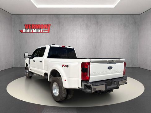 Used 2025 Ford F350 Lariat w/ Lariat Ultimate Package AWD/4WD image 5