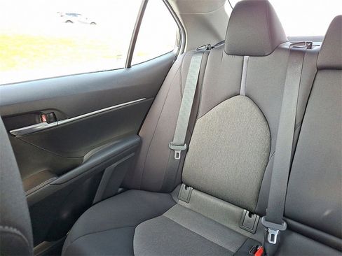 Certified 2021 Toyota Camry LE image 18