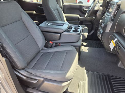 Used 2024 Chevrolet Silverado 1500 Custom RWD image 10