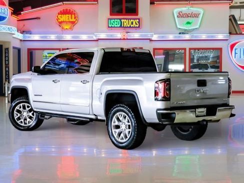 Used 2017 GMC Sierra 1500 SLT image 4