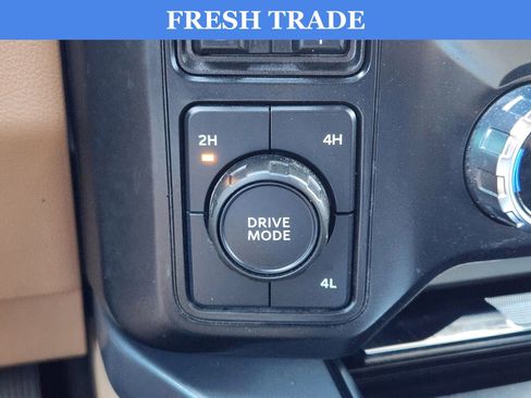 Used 2024 Ford F350 Lariat image 27