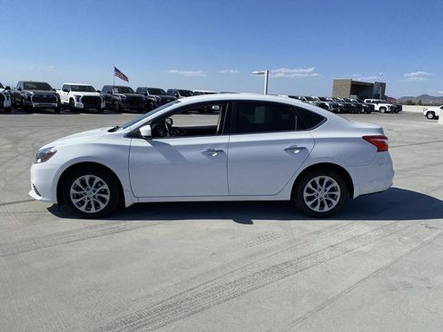Used 2019 Nissan Sentra SV image 4