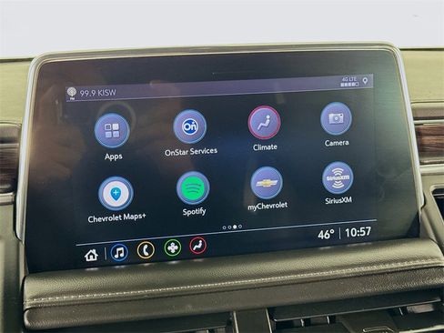 Used 2021 Chevrolet Suburban LT image 40