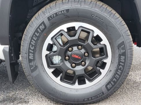 New 2026 Toyota 4Runner TRD Off-Road AWD/4WD image 8