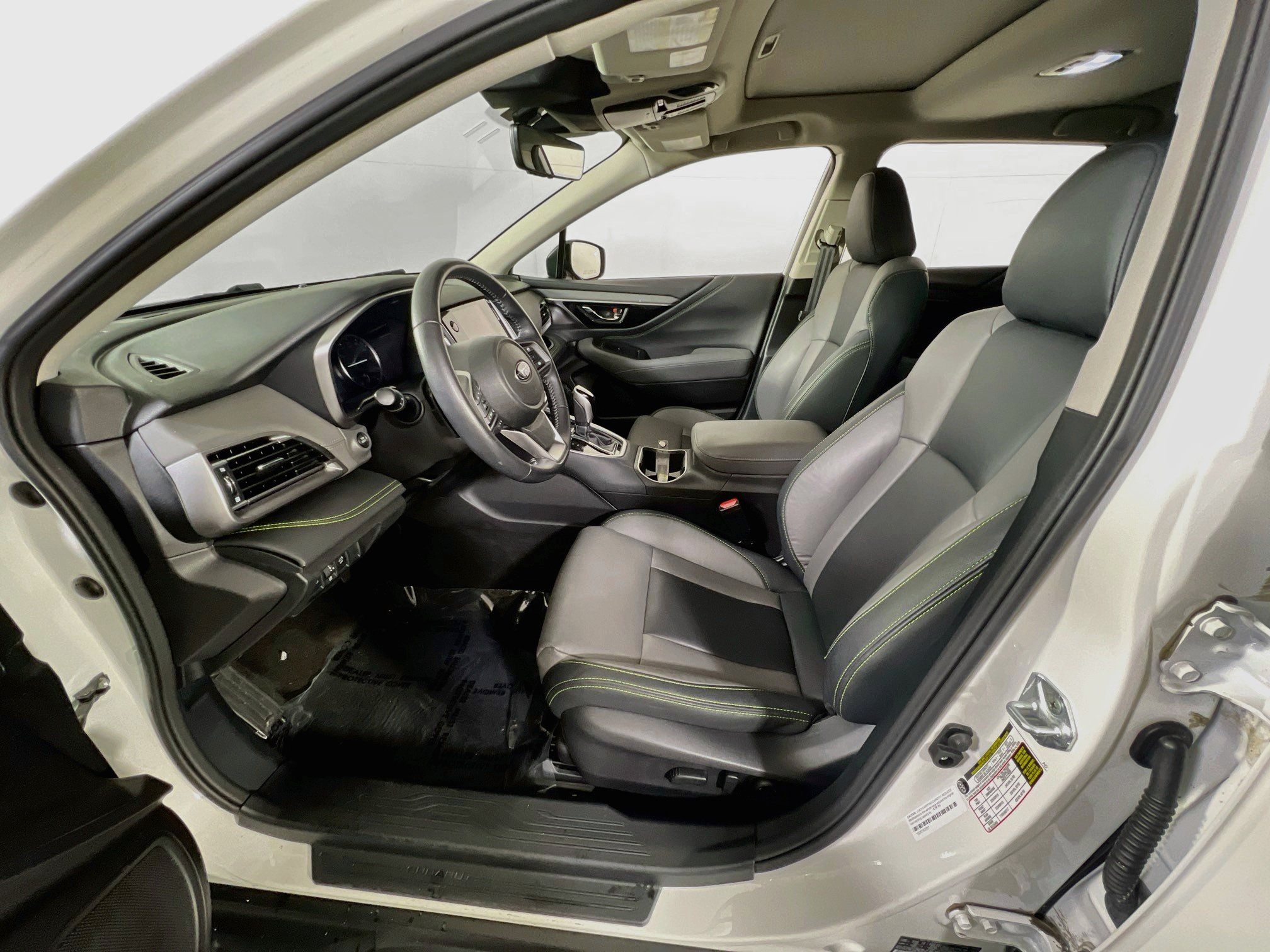 Used 2023 Subaru Outback Onyx Edition AWD/4WD image 20