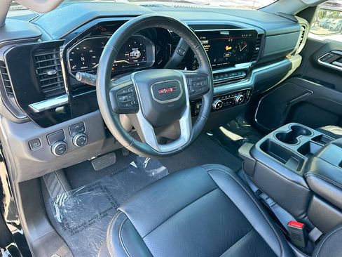 Used 2024 GMC Sierra 1500 SLE w/ Preferred Package image 9