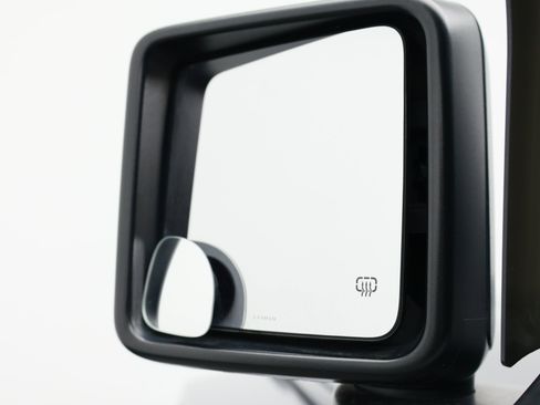 Used 2020 Jeep Wrangler Unlimited Sahara AWD/4WD image 17