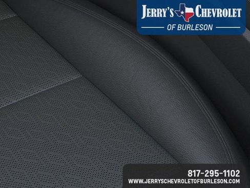 New 2026 Chevrolet Equinox LT w/ Convenience Package II image 24