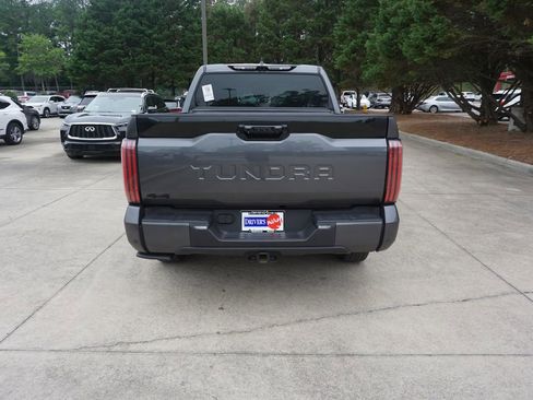 Used 2025 Toyota Tundra Platinum AWD/4WD image 22
