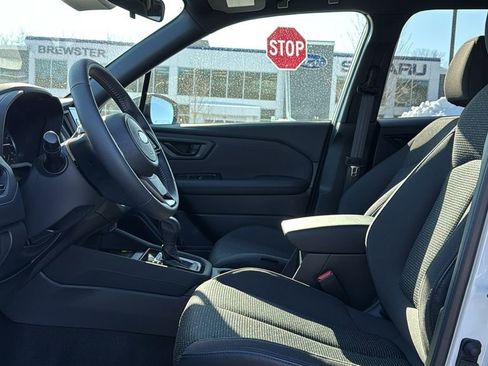 Used 2025 Subaru Forester Premium image 12