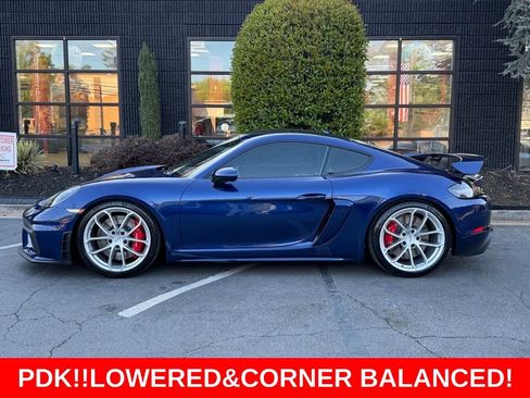 Used 2023 Porsche 718 Cayman GT4 RWD image 10