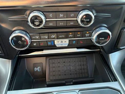 Used 2024 Ford F150 Lariat w/ Equipment Group 502A High AWD/4WD image 33