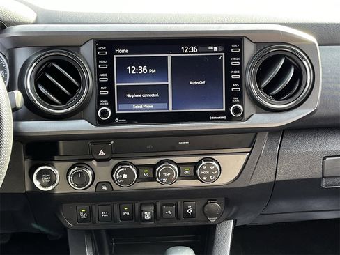 Used 2020 Toyota Tacoma TRD Sport image 15