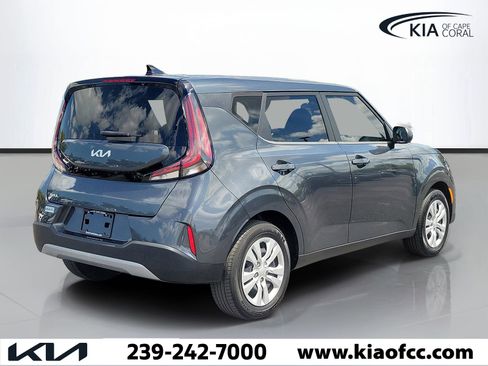 Certified 2024 Kia Soul LX FWD image 4