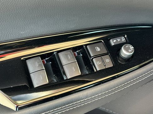 Certified 2023 Toyota Mirai w/ Advanced Technology Package RWD image 14