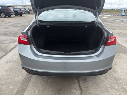 Used 2023 Chevrolet Malibu LT FWD image 5