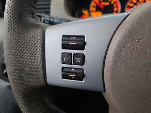 Used 2012 Nissan Pathfinder Silver image 48