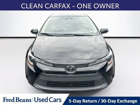 Used 2024 Toyota Corolla LE FWD image 2