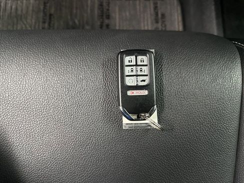 Used 2024 Honda Odyssey Touring image 47