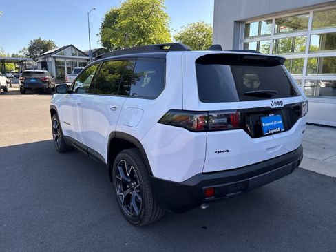New 2026 Jeep Cherokee Overland AWD/4WD image 3