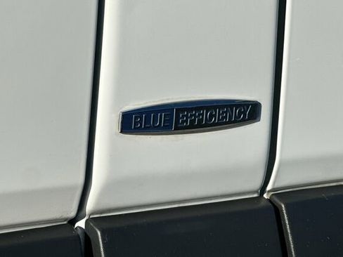 Used 2016 Mercedes-Benz Sprinter 2500 image 29