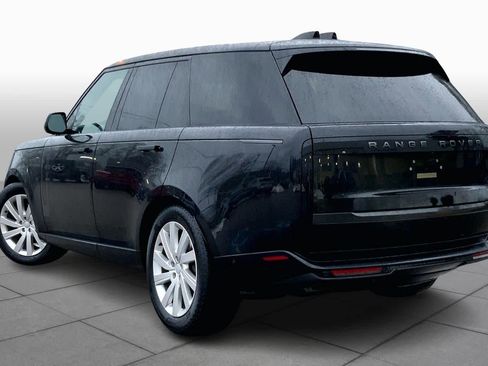 Used 2023 Land Rover Range Rover SE image 11