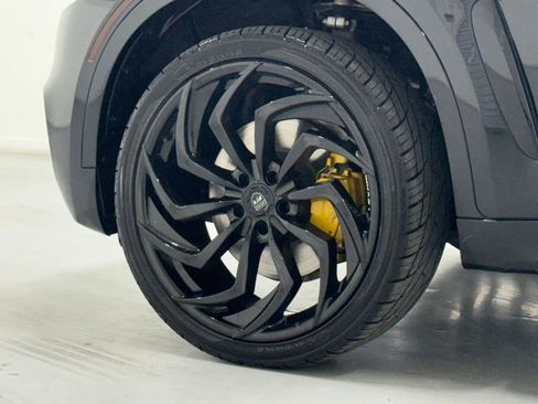 Used 2017 BMW X6 xDrive50i image 53