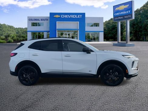 Certified 2025 Buick Envision Sport Touring image 7