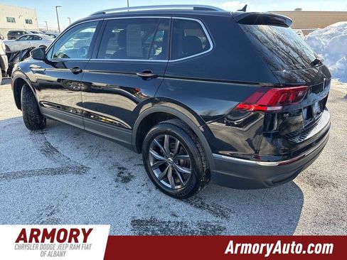 Used 2022 Volkswagen Tiguan SE image 6
