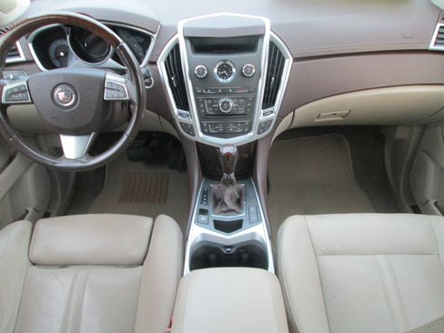 Used 2011 Cadillac SRX Premium image 10