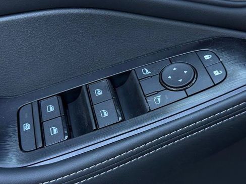 New 2026 Nissan Rogue SV AWD/4WD image 20