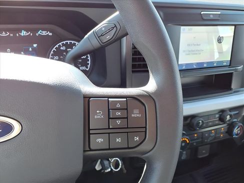 New 2025 Ford F550 4x4 Regular Cab Super Duty image 8