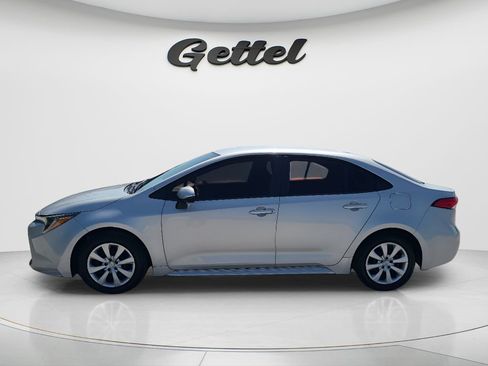 Certified 2022 Toyota Corolla LE FWD image 8